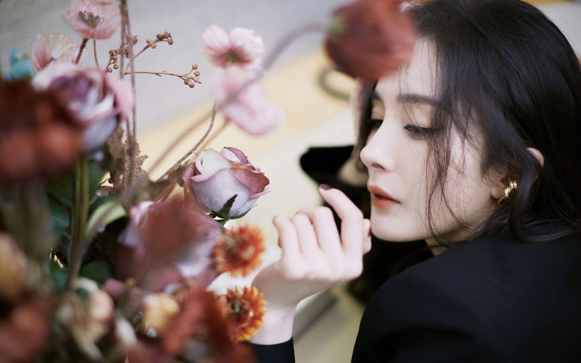 当点球大战遇上引擎轰鸣,凯恩的双重帽子戏法如何重写体育叙事