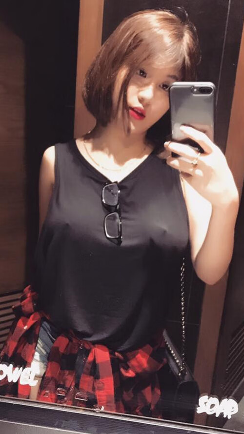 镇守的雕塑与狂舞的火焰,戈贝尔如何用沉默完成最响亮的爆发