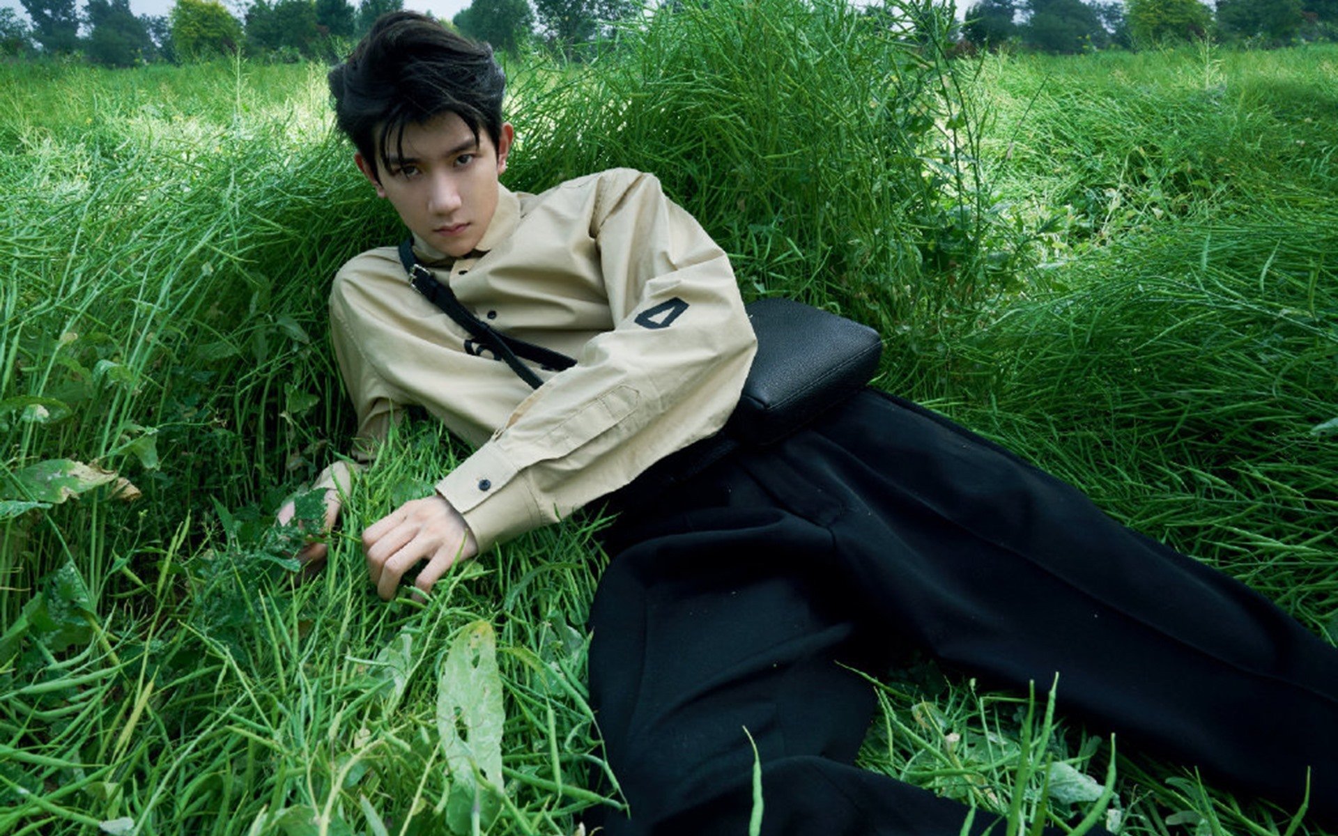 双线揭幕,F1新赛季的极速序章与骑士火力全开的压制哲学